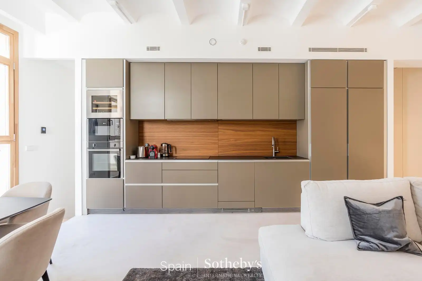 Cocina de Ático en venta en Madrid con Aire acondicionado, Calefacción y Jardín privado