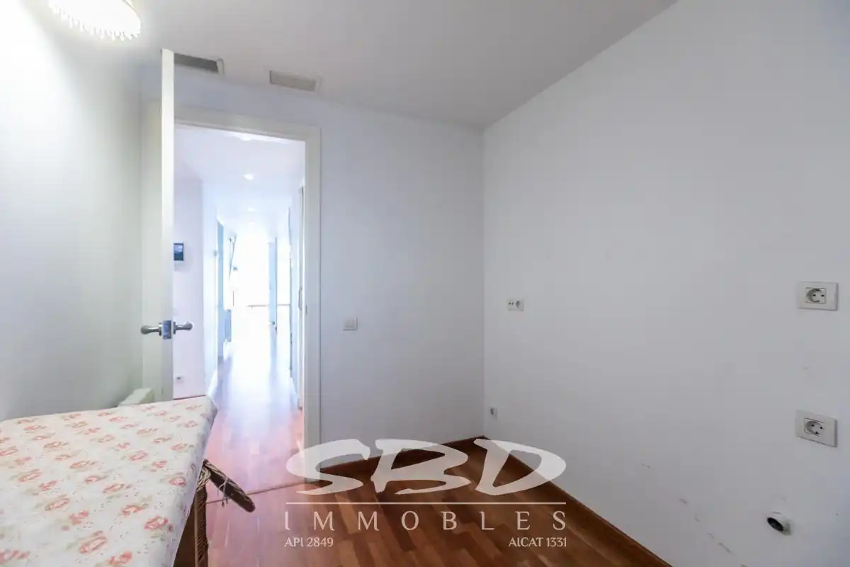 House with balcony to rent in Centre - Sant Oleguer, imagen 68