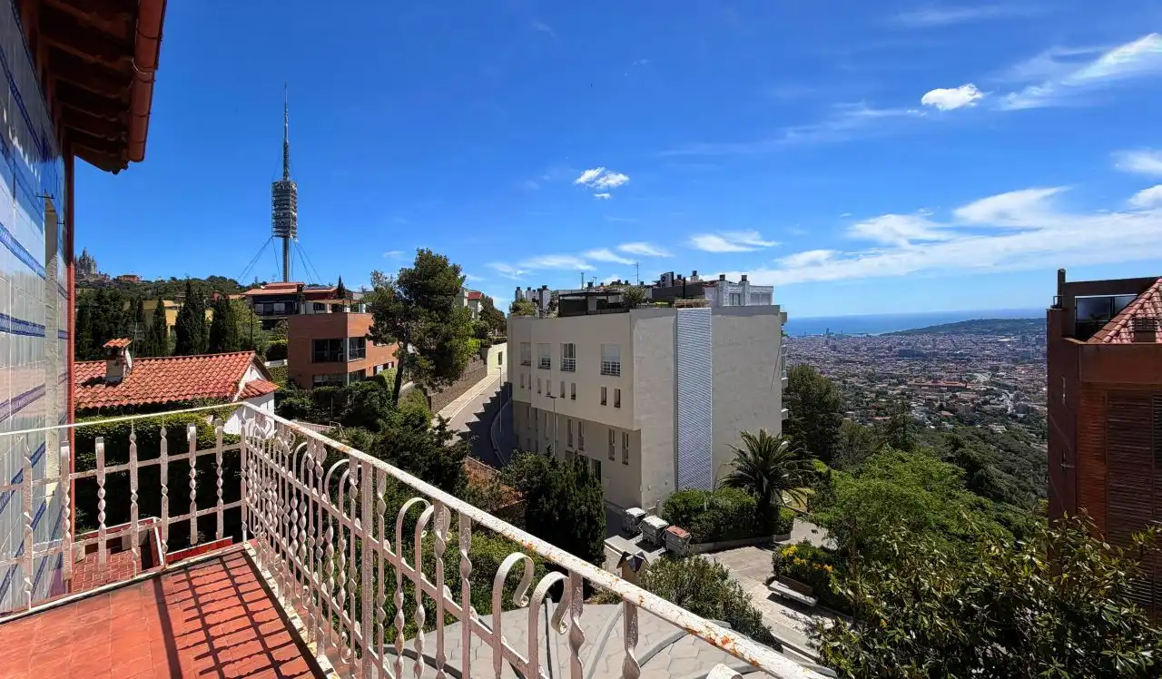 Casa con giardino in vendita a Carrer dels Algarves, imagen 22