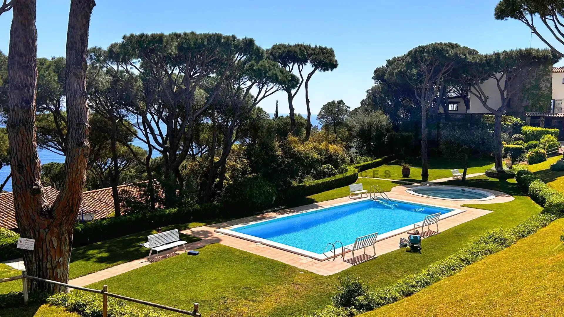 Piscina de Apartamento en venta en Palafrugell con Terraza y Piscina comunitaria