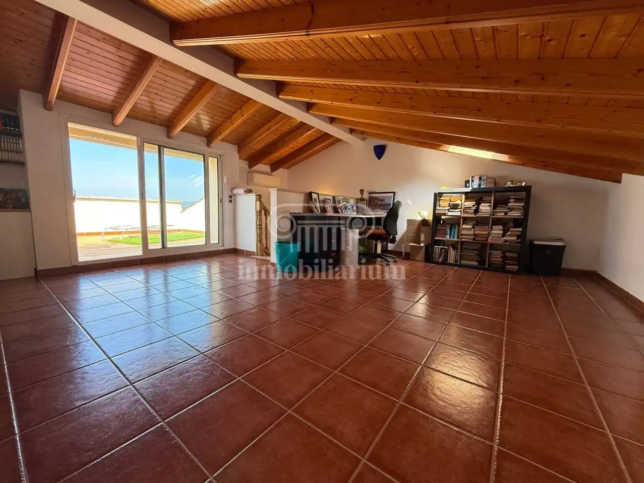 Sala d'estar de Casa o xalet en venda en Blanes amb Aire condicionat, Calefacció i Jardí privat
