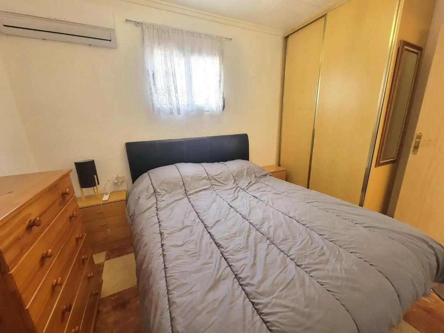 Habitación de Casa o chalet en venta en Torrevieja con Aire acondicionado, Calefacción y Terraza