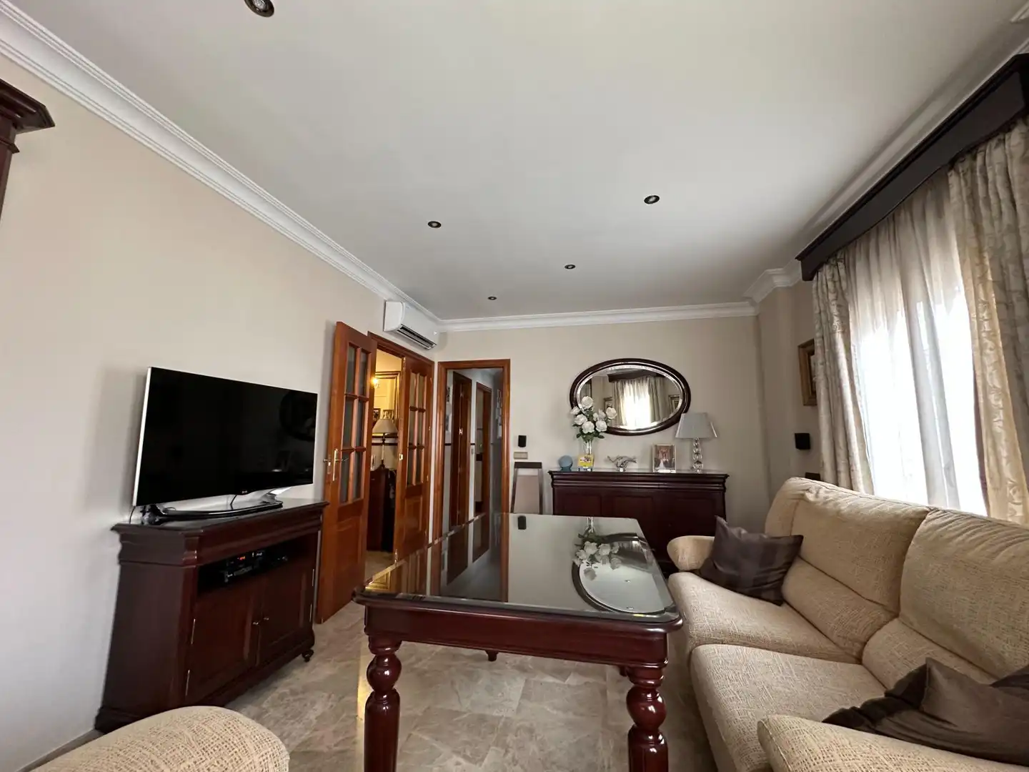 Living room of Flat for sale in Antequera  with Air Conditioner and Balcony