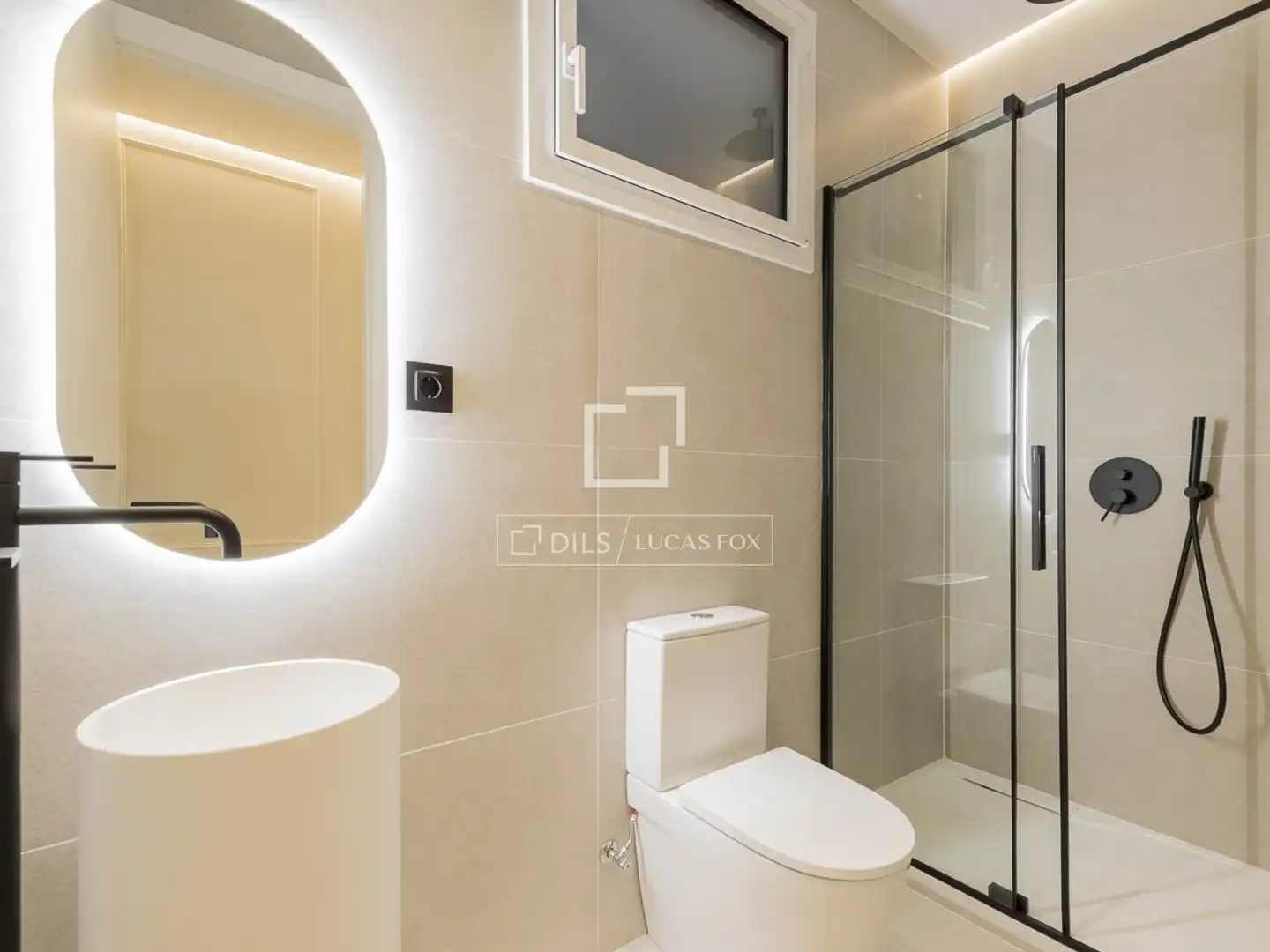 Appartamento con balcone in vendita a Eixample, imagen 35