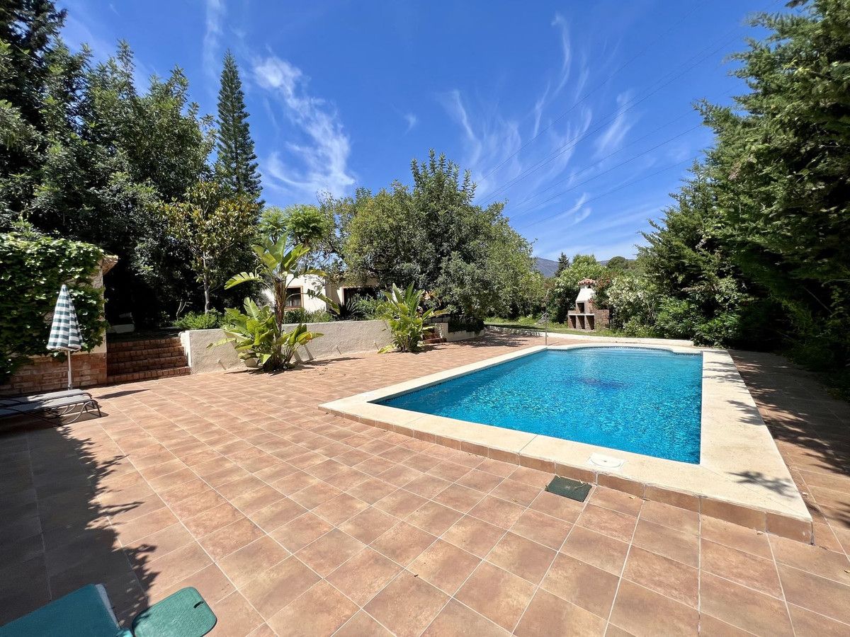 Piscina de Casa o xalet en venda en Estepona amb Terrassa i Piscina