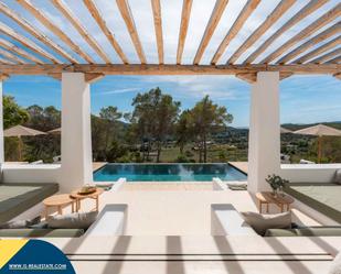 Terrassa de Casa o xalet en venda en Santa Eulària des Riu amb Calefacció, Jardí privat i Terrassa