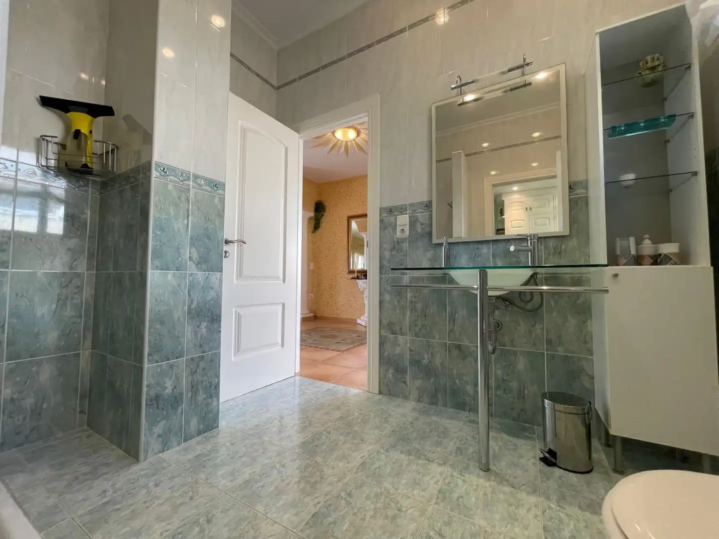 Bathroom of Houses for sale in Vinaròs  with Air Conditioner, Terrace and Furnished