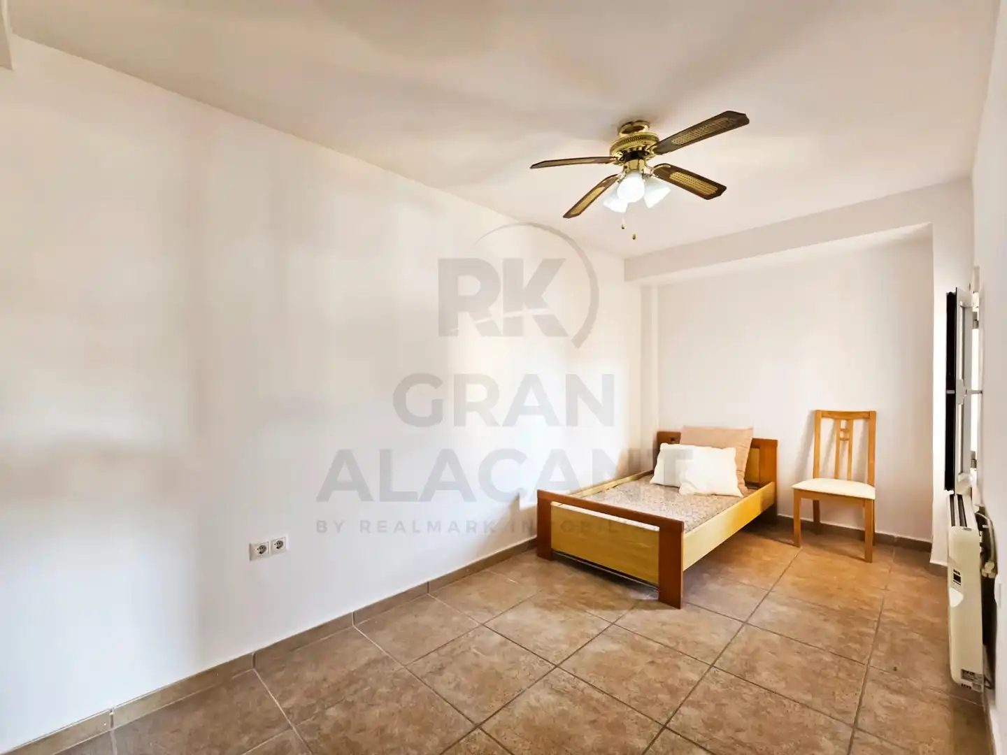 Dormitori de Casa o xalet en venda en Santa Pola amb Calefacció, Terrassa i Traster