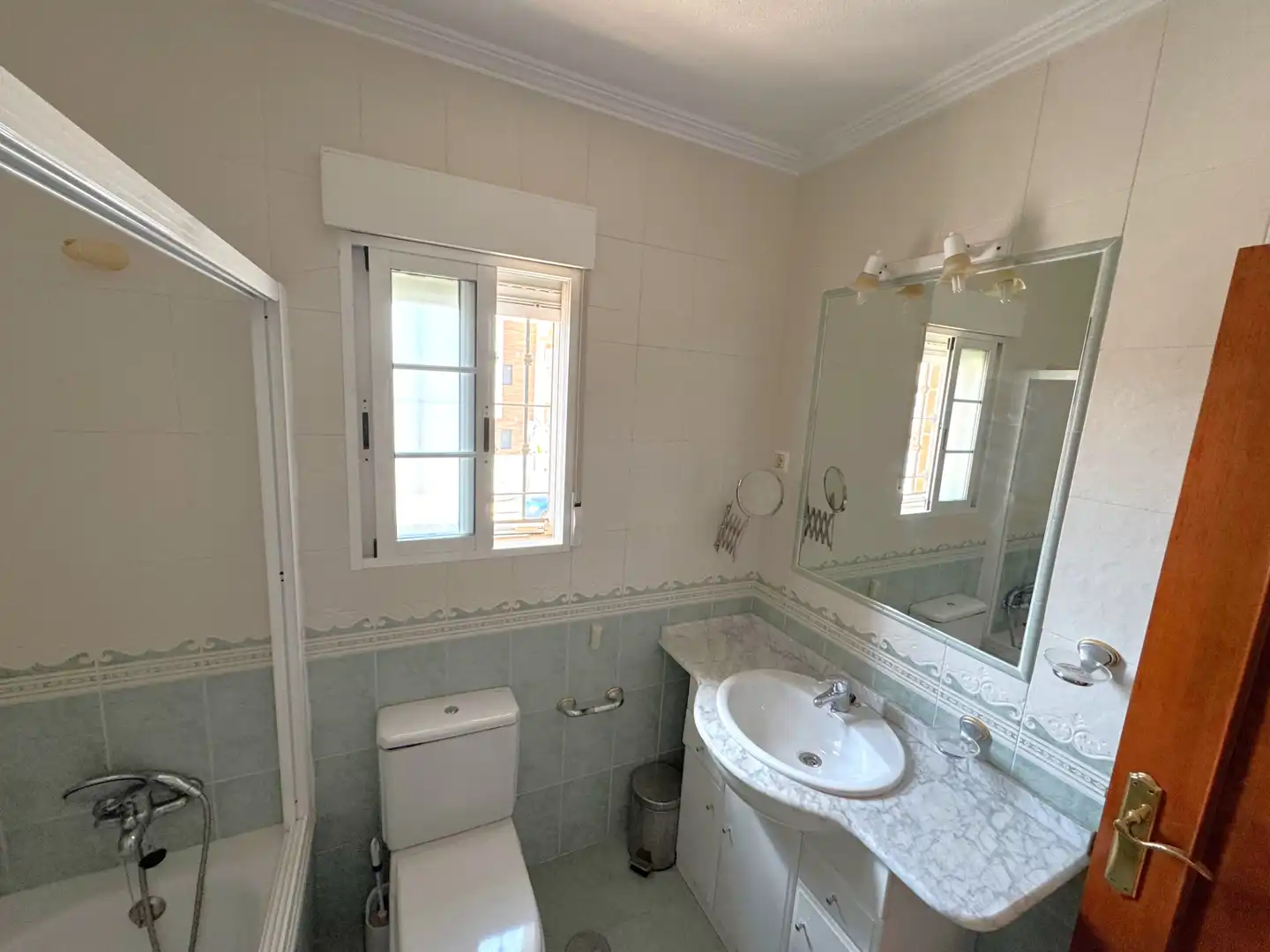 Baño de Casa o chalet en venta en San Pedro del Pinatar con Aire acondicionado, Terraza y Amueblado