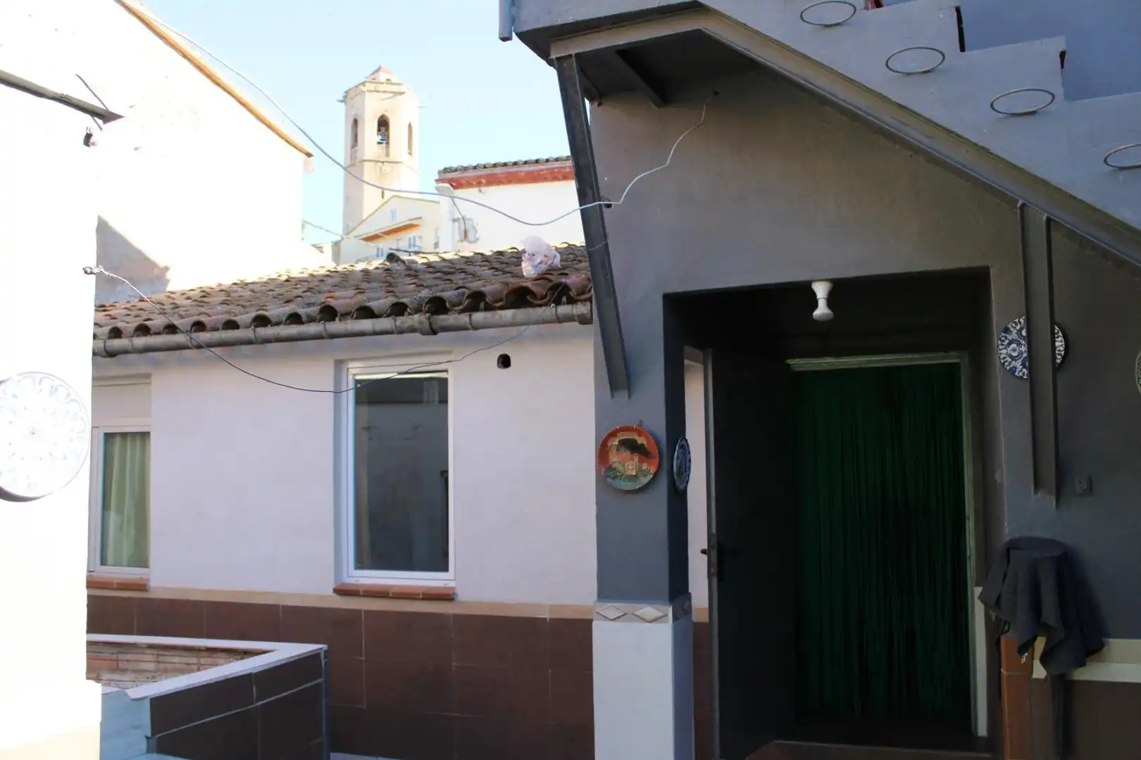 Vista exterior de Casa adosada en venda en Bellpuig amb Terrassa
