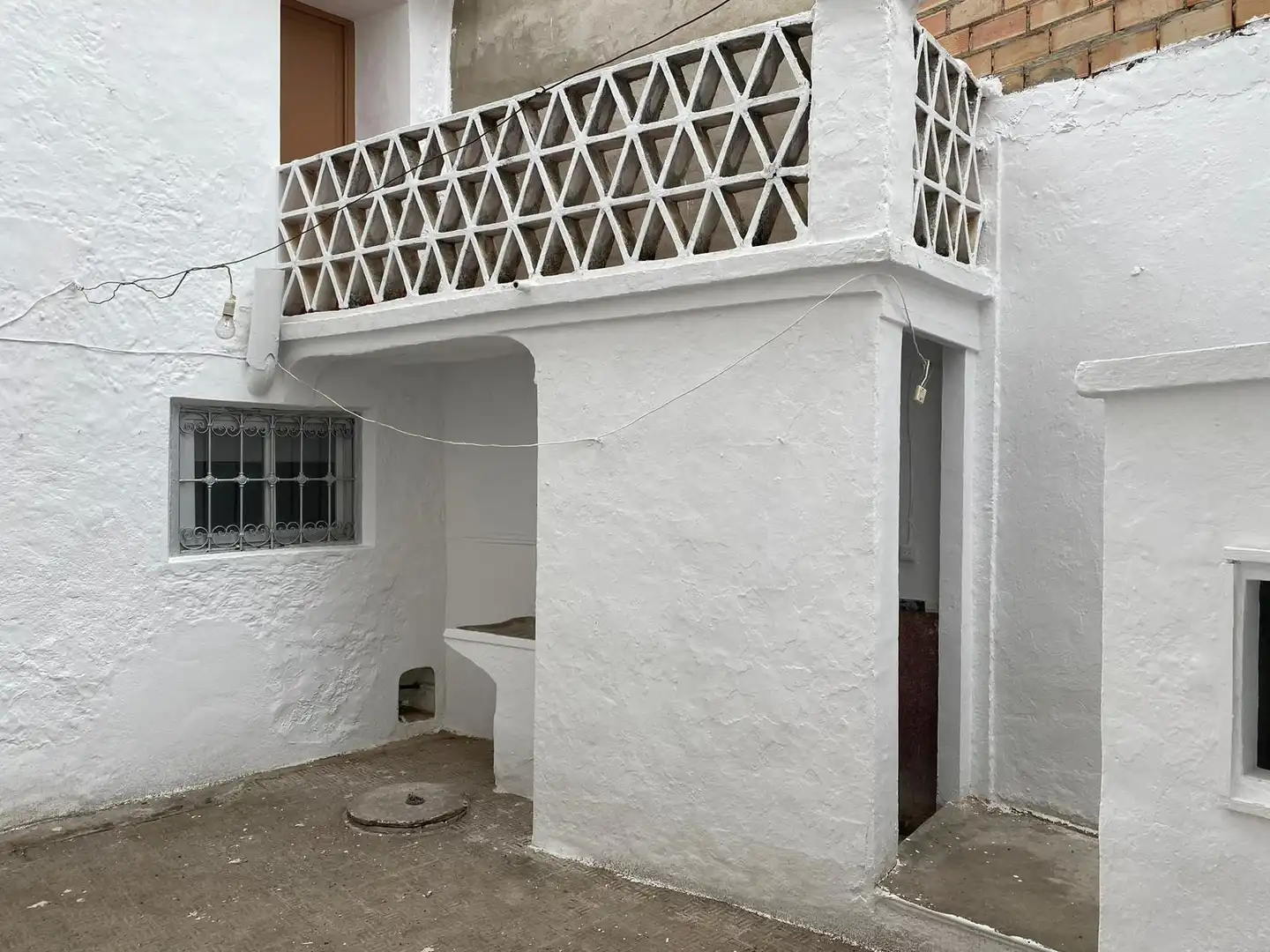 Vista exterior de Casa o chalet en venta en Cuevas de San Marcos con Terraza, Trastero y Balcón