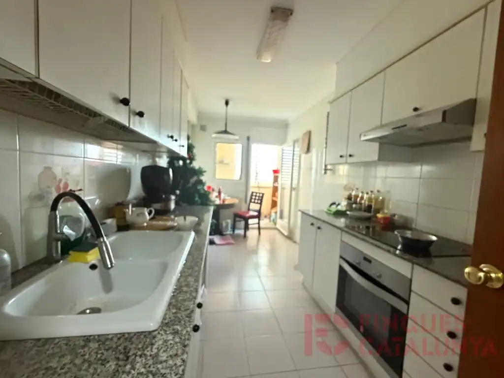 Küche von Wohnung zum Verkauf in Girona