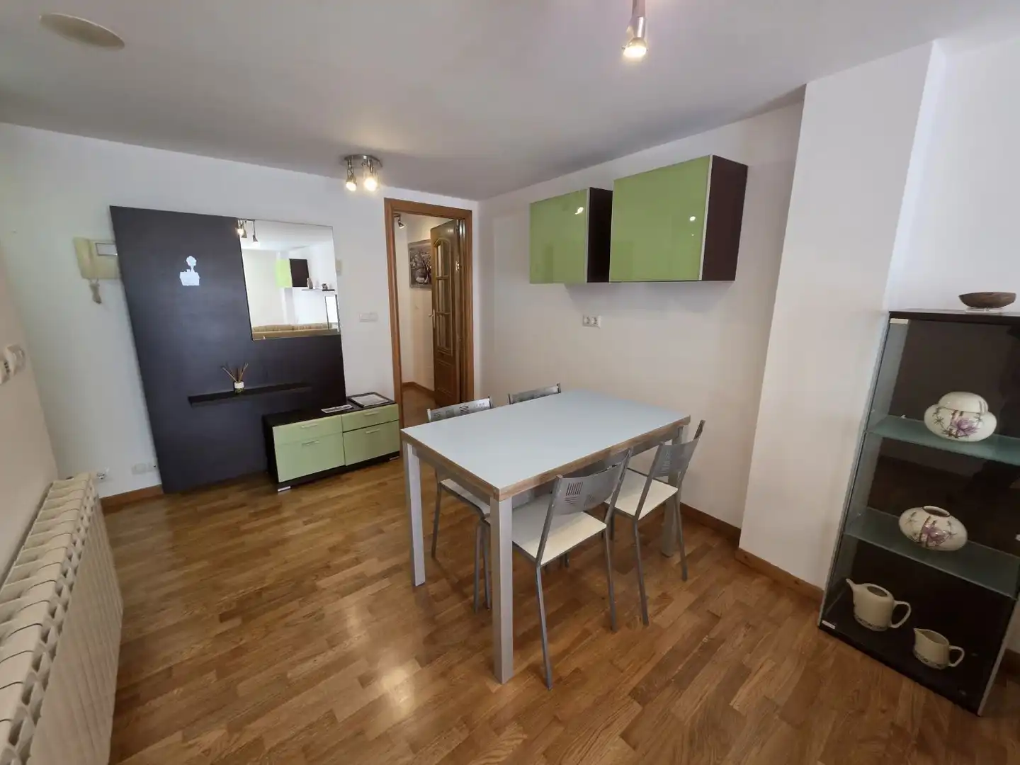 Menjador de Apartament en venda en A Coruña Capital  amb Calefacció