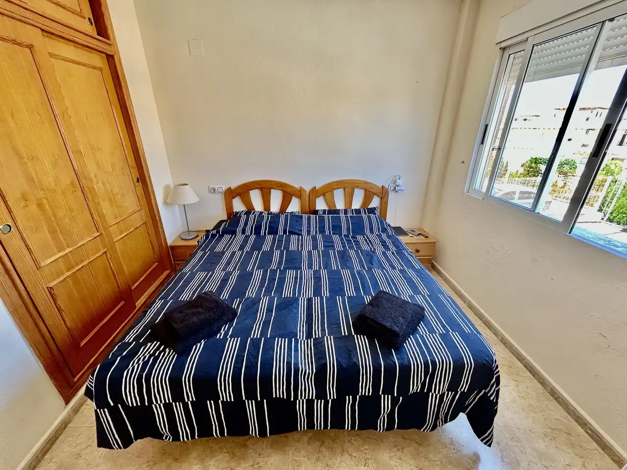 Habitación de Ático en venta en Orihuela con Aire acondicionado, Terraza y Trastero