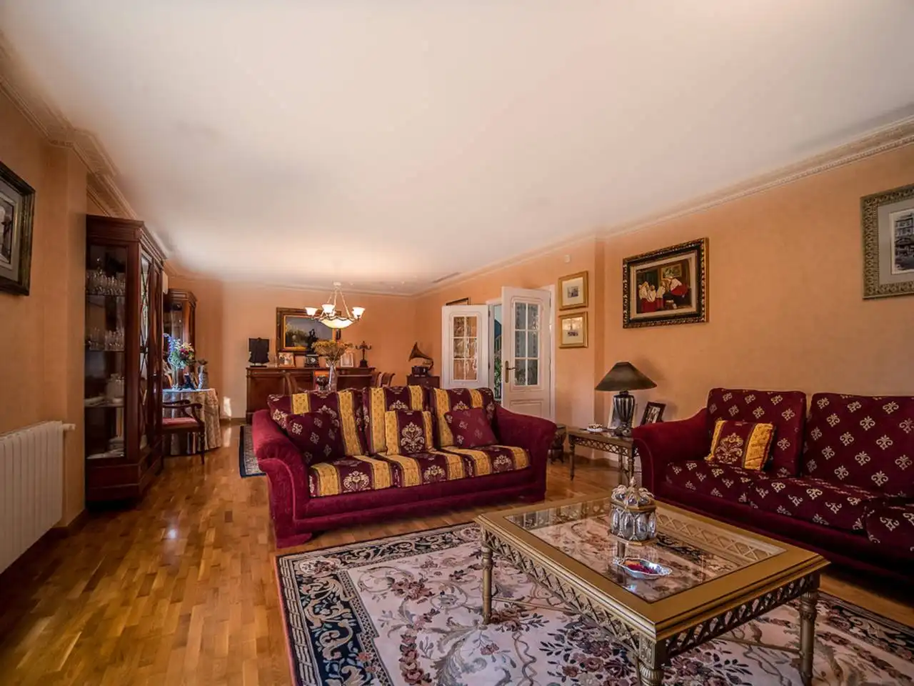 Villa mit Pool zum Verkauf in Calle Ronda Sur, imagen 2