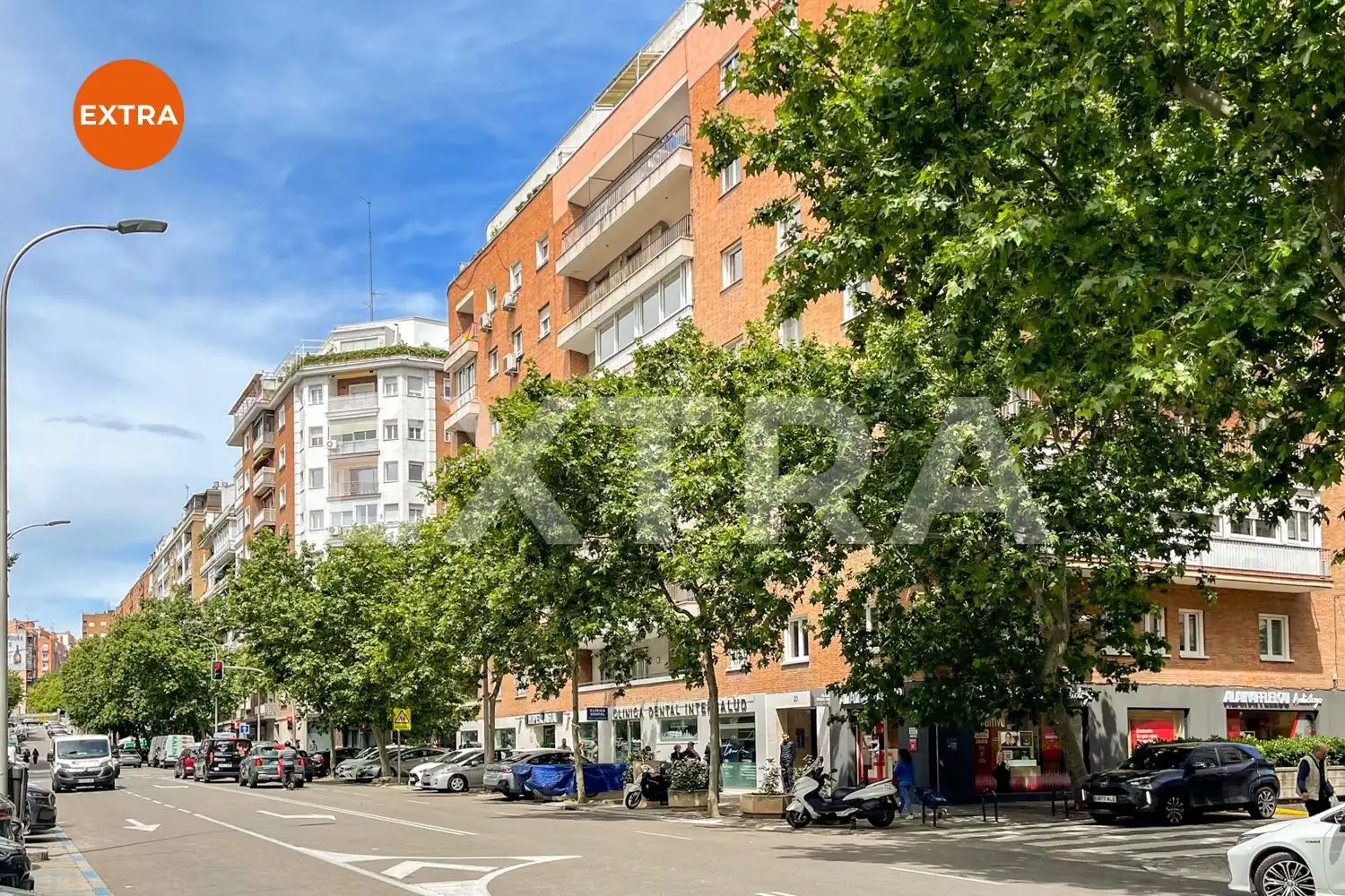 Vista exterior de Àtic en venda en Madrid amb Calefacció i Parquet