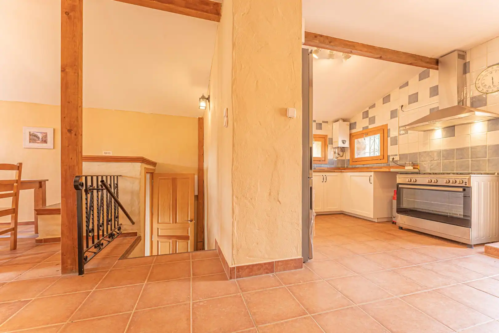 Cocina de Finca rústica en venta en Cabanelles con Terraza, Piscina y Balcón