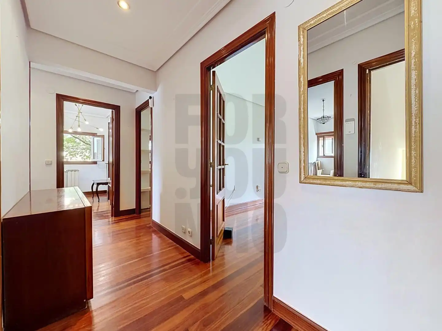 Piso en venta en Donostia - San Sebastián  con Calefacción, Jardín privado y Balcón