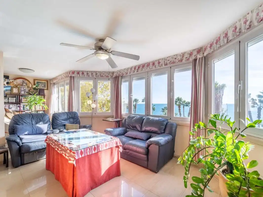 Sala de estar de Piso en venta en Málaga con Aire acondicionado, Calefacción y Amueblado