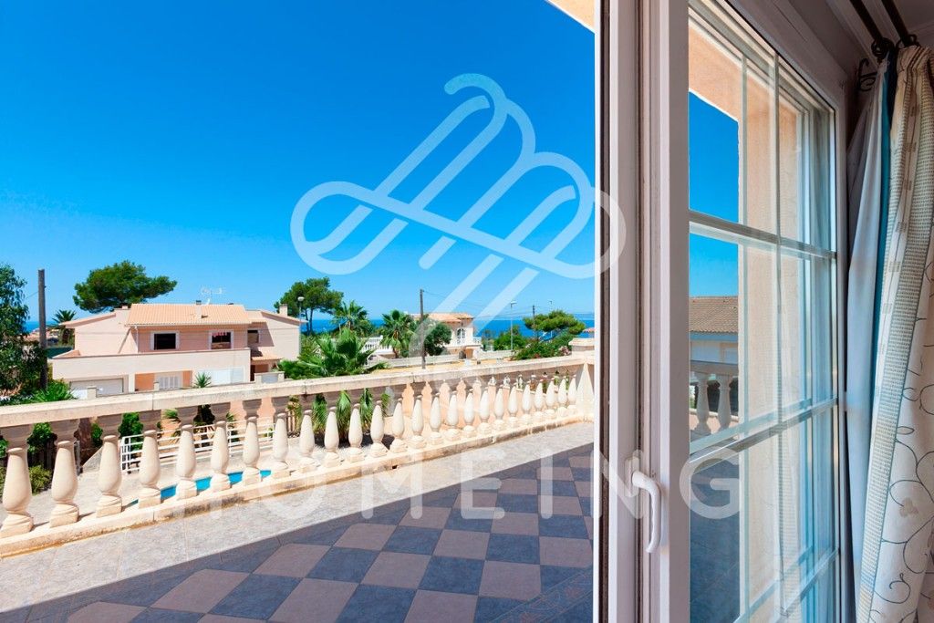 Vista exterior de Casa o xalet en venda en Llucmajor amb Aire condicionat, Calefacció i Jardí privat