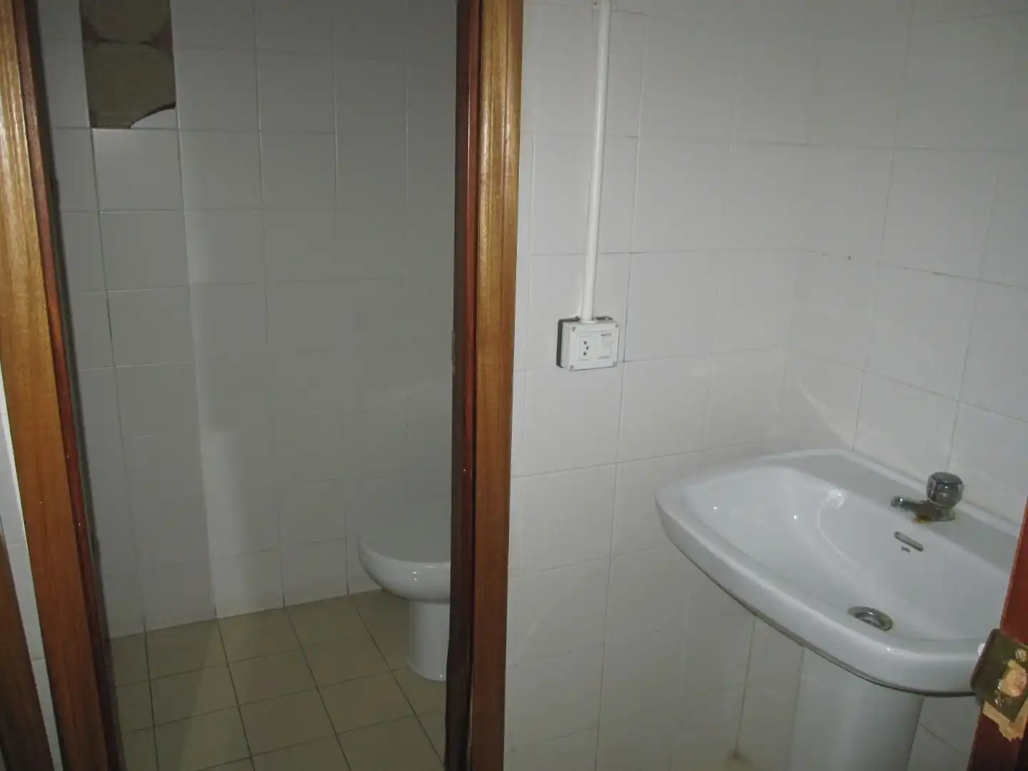 Bany de Local de lloguer en Ciudad Real