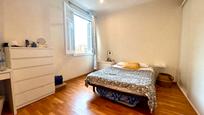 Bedroom of Flat for sale in  Barcelona Capital