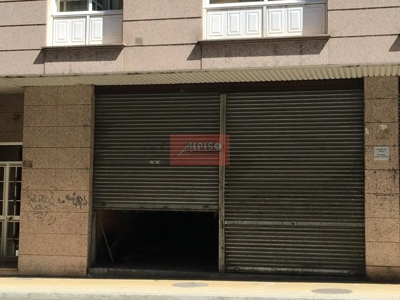 Business premises for sale in Avenida Portugal, imagen 2