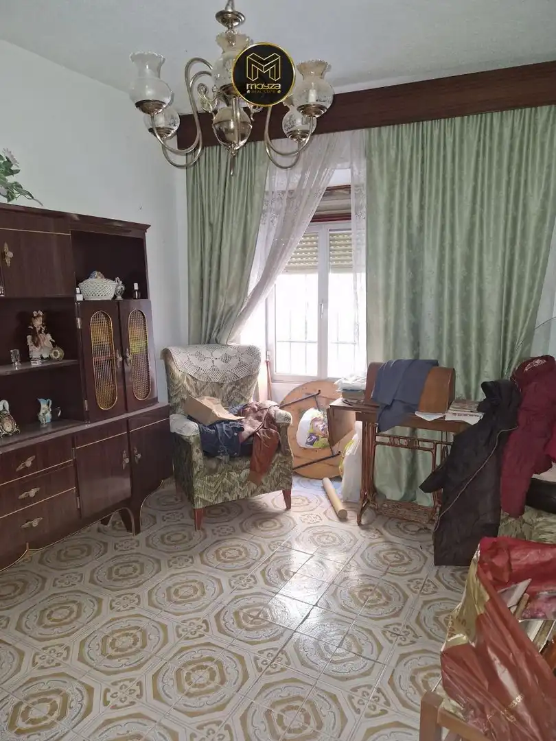 Sala de estar de Casa o chalet en venta en Jaén con Terraza, Trastero y Balcón