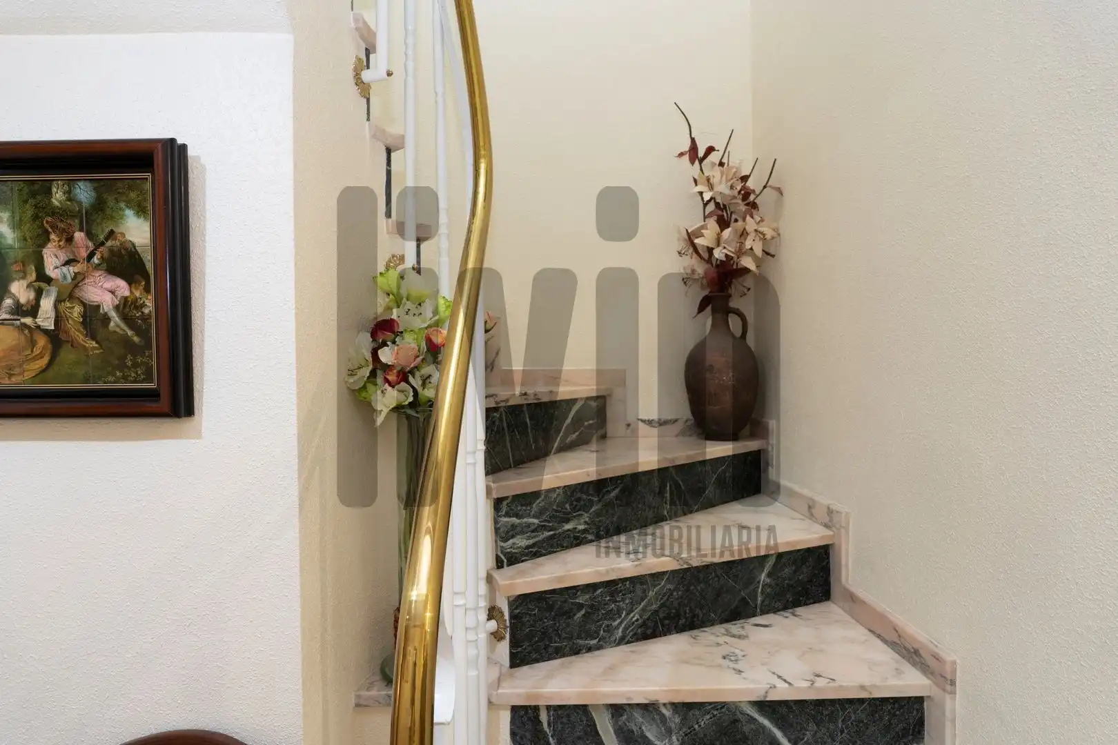Maisonette zum Verkauf in Jaén mit Klimaanlage, Heizung und Terrasse