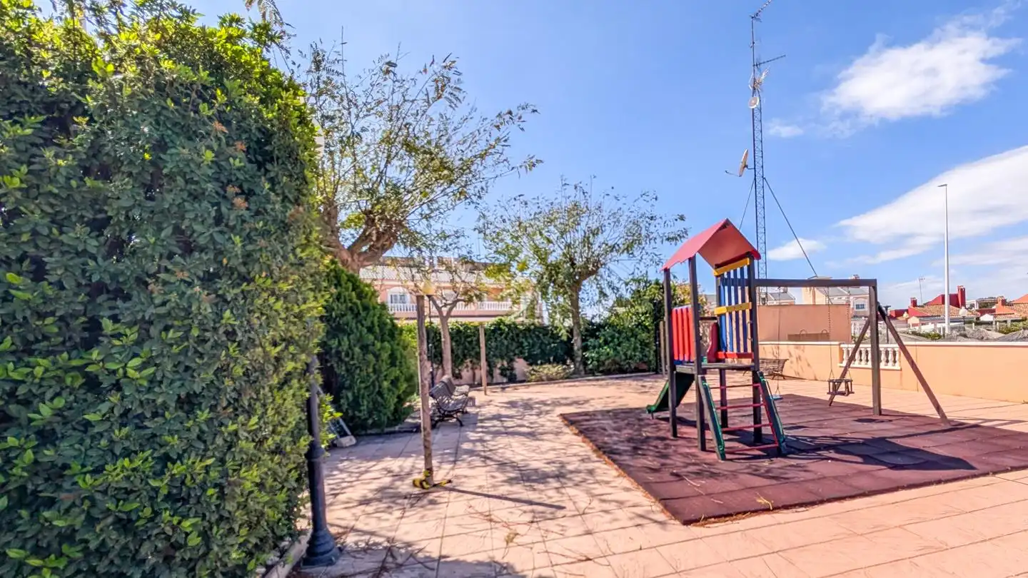 Jardín de Casa adosada en venta en Santa Pola con Aire acondicionado, Jardín privado y Terraza