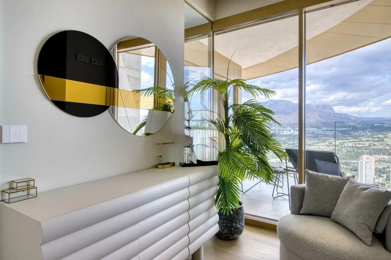 Sala d'estar de Àtic de lloguer en Benidorm amb Aire condicionat, Calefacció i Terrassa