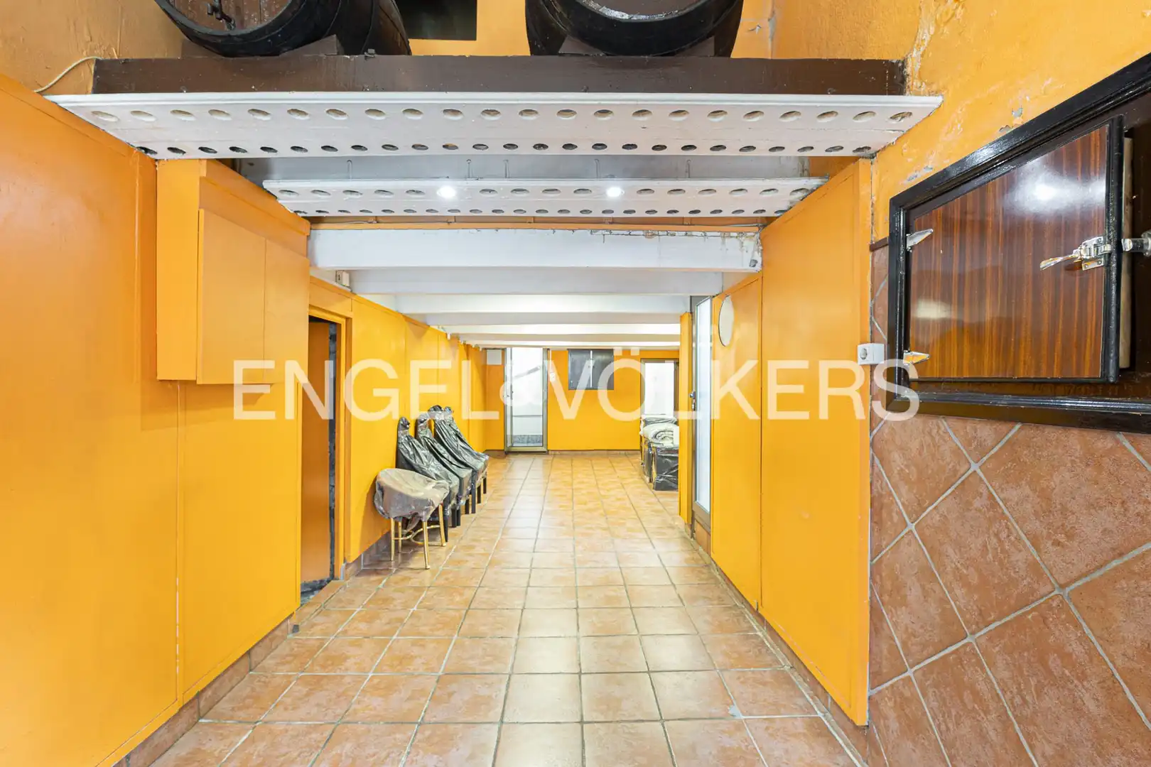 Houses for sale in Barcelona  with Heating, Terrace and Balcony