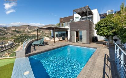 Swimming pool of House or chalet for sale in Almuñécar  with Air Conditioner, Heating and Terrace