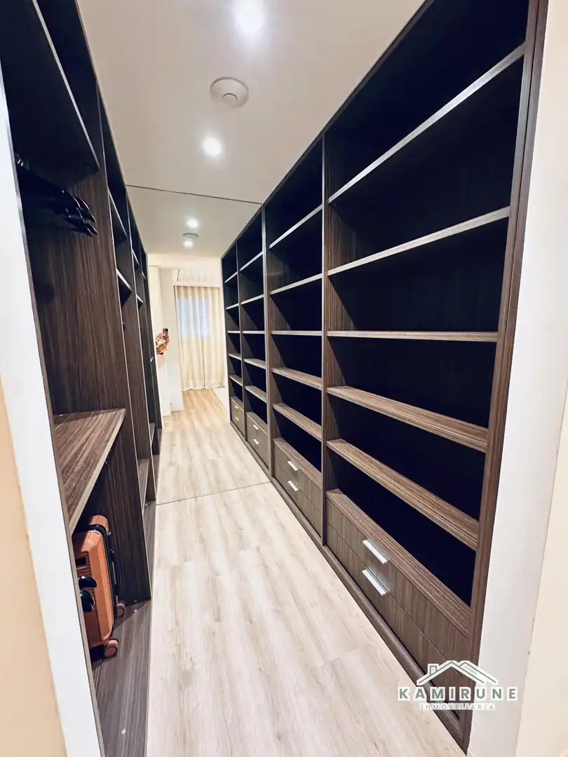 Flat with lift for sale in Lehendakari Leizaola, imagen 24