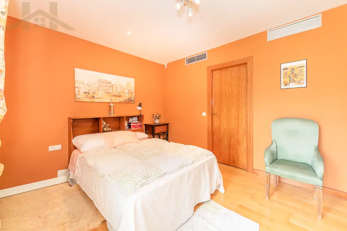 Habitación de Casa o chalet en venta en Tres Cantos con Aire acondicionado, Calefacción y Jardín privado