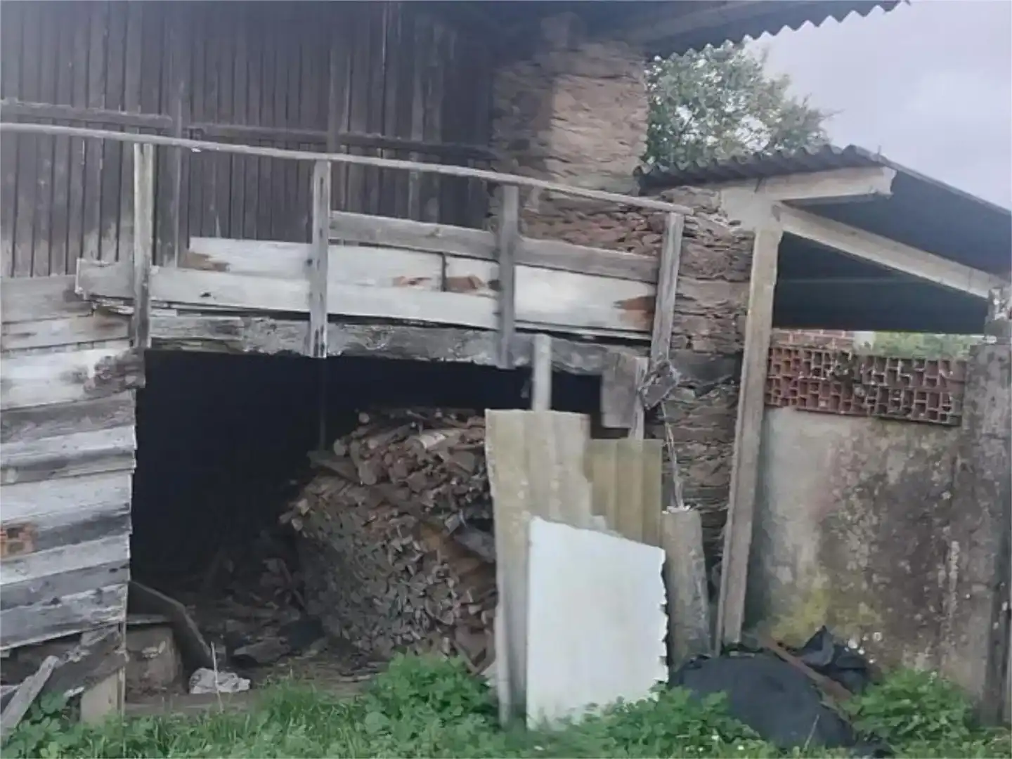 Vista exterior de Pis en venda en O Pino 