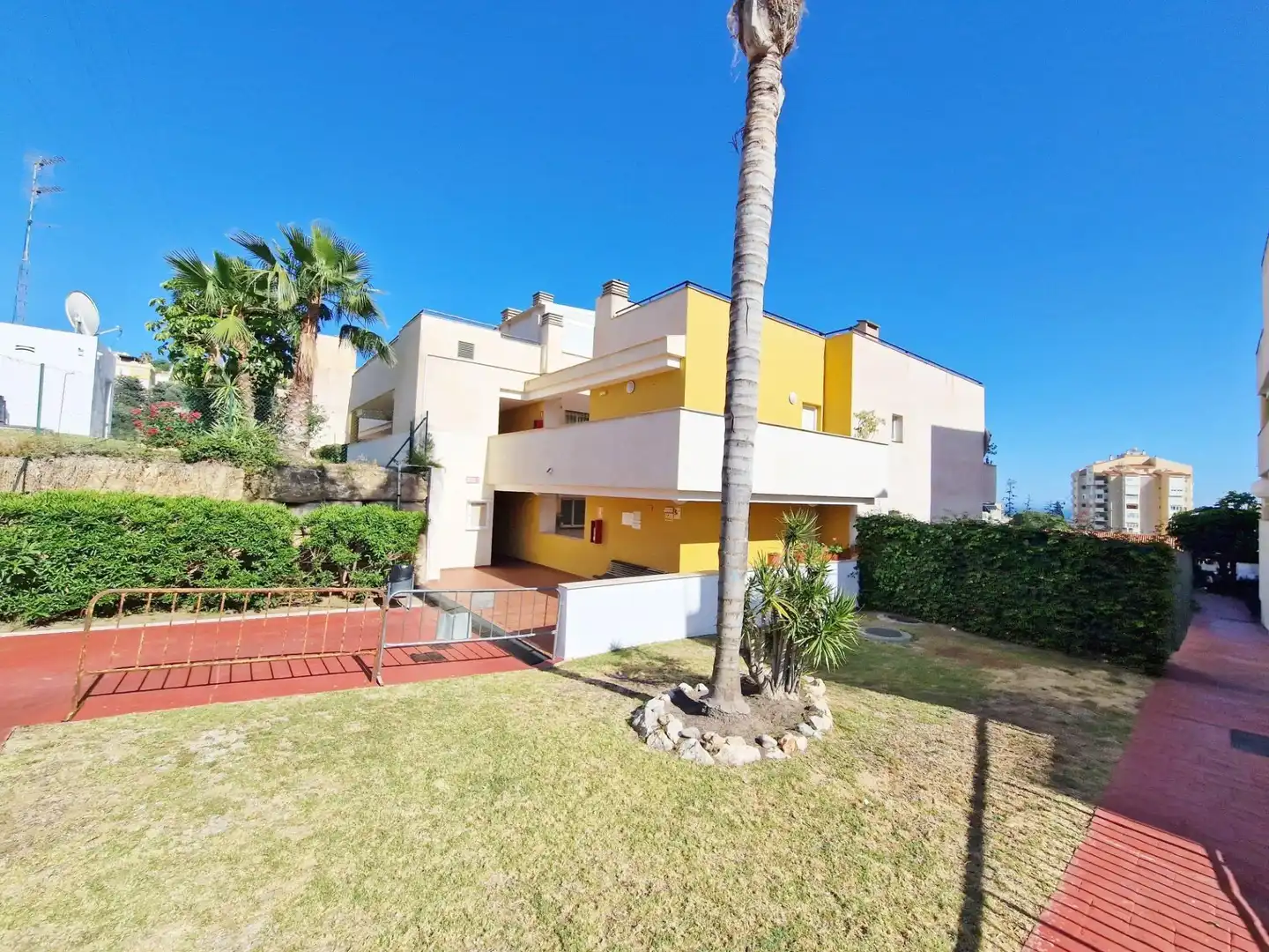 Exterior view of Flat for sale in Rincón de la Victoria  with Air Conditioner, Heating and Private garden