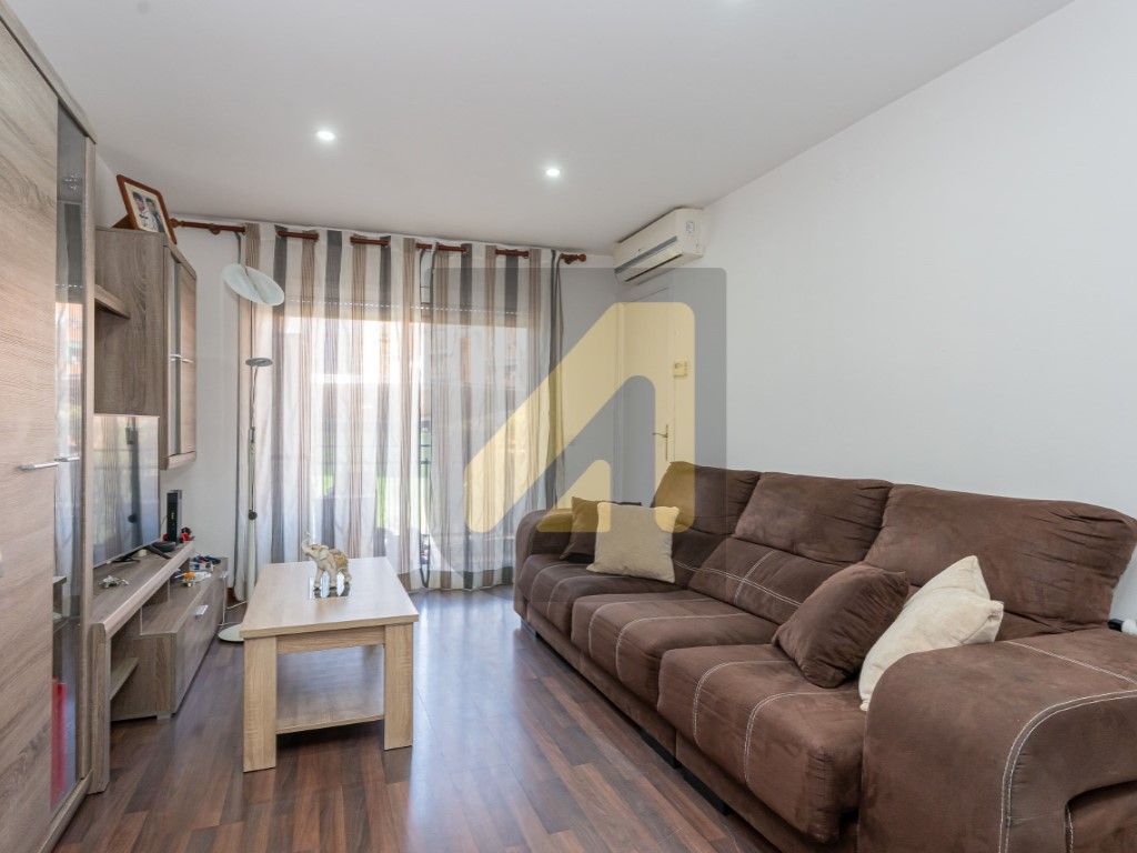 Flat for sale in Avenida Severo Ochoa De, Pubilla Cases, Can Serra - Pubilla Cases