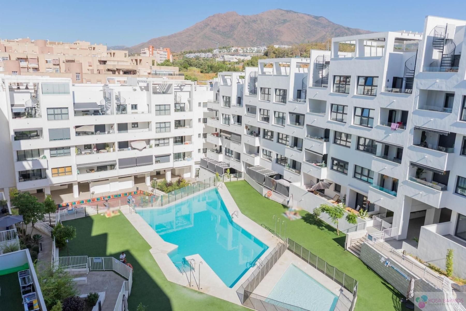 Exterior view of Flat for sale in Estepona  with Air Conditioner, Terrace and Storage room