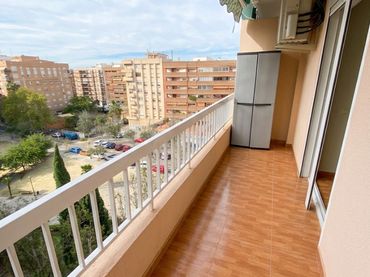 Piso con balcón en venta en Carrer de Fontanars dels Alforins