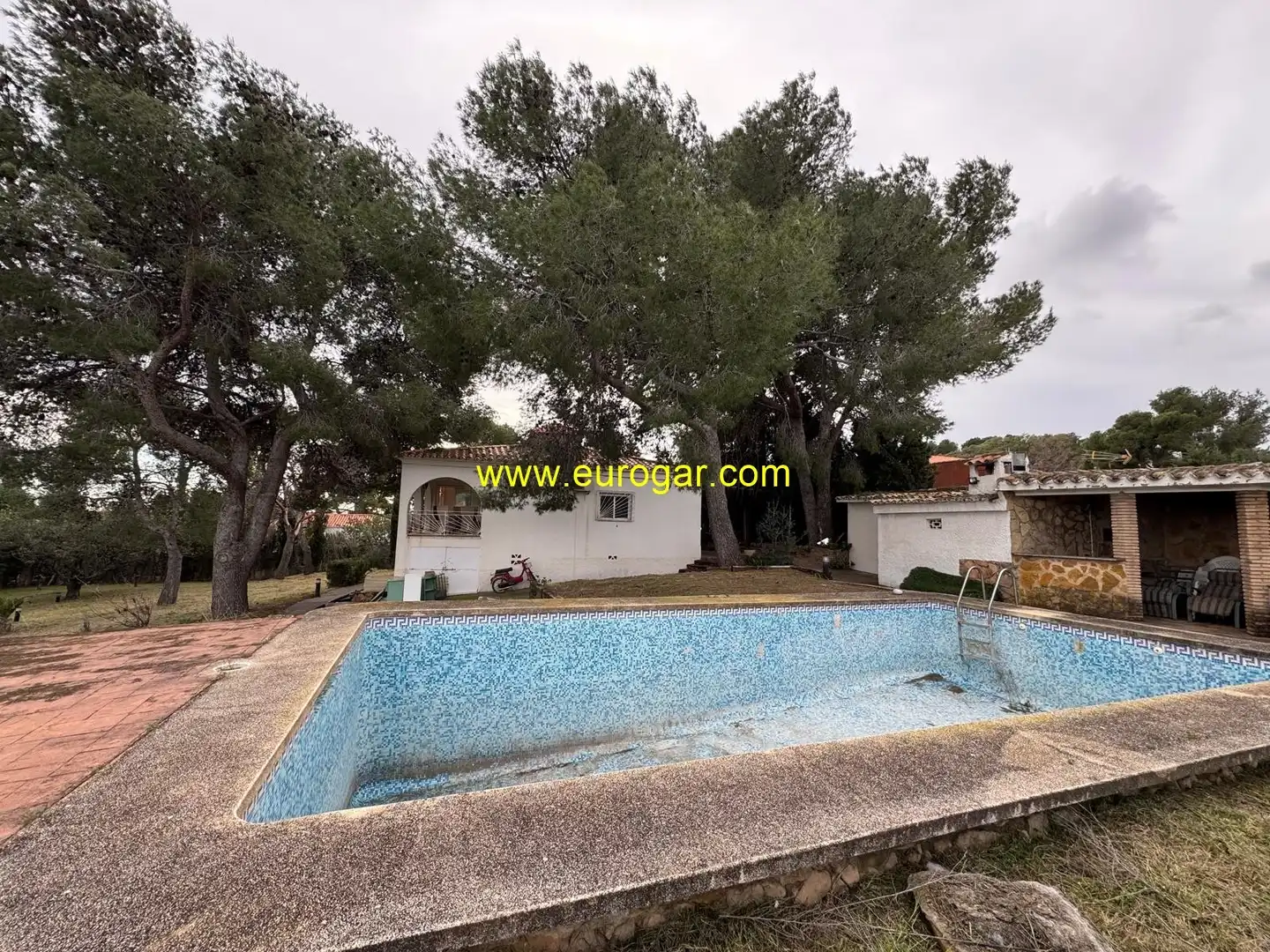 Jardín de Casa o chalet en venta en Chiva con Aire acondicionado, Calefacción y Jardín privado