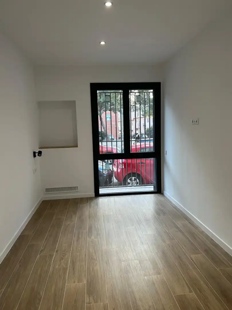 Ground floor for sale in Sabadell  with Heating, Terrace and Balcony