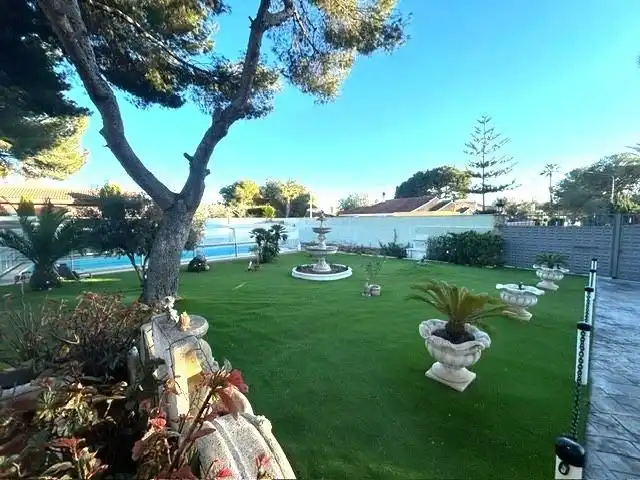 Xalet amb piscina en venda a Calle DE MIGUEL DE UNAMUNO- CAMPOAMOR, imagen 7