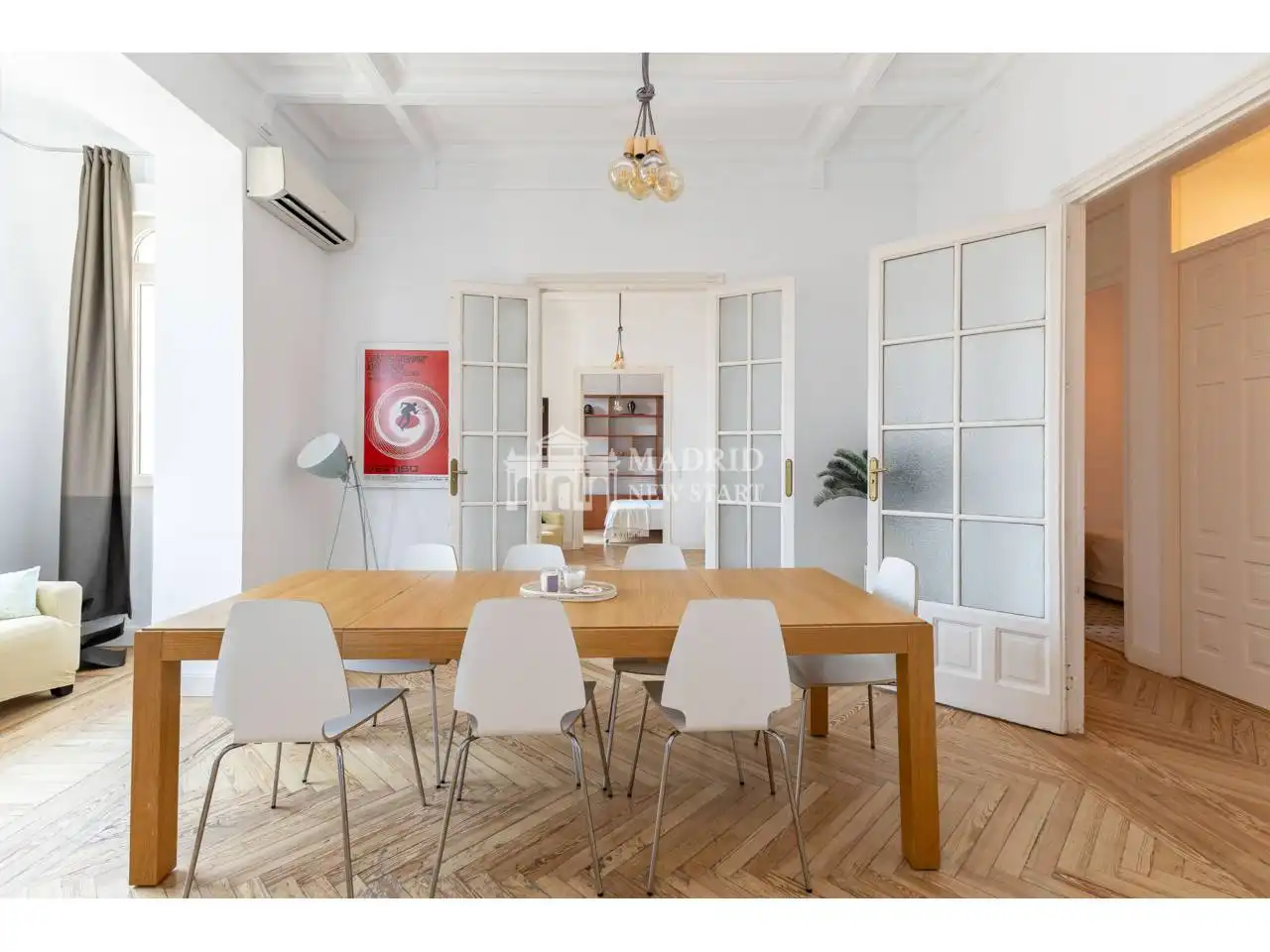 Dining room of Flat for rent in Madrid  with Air Conditioner, Heating and Parquet flooring