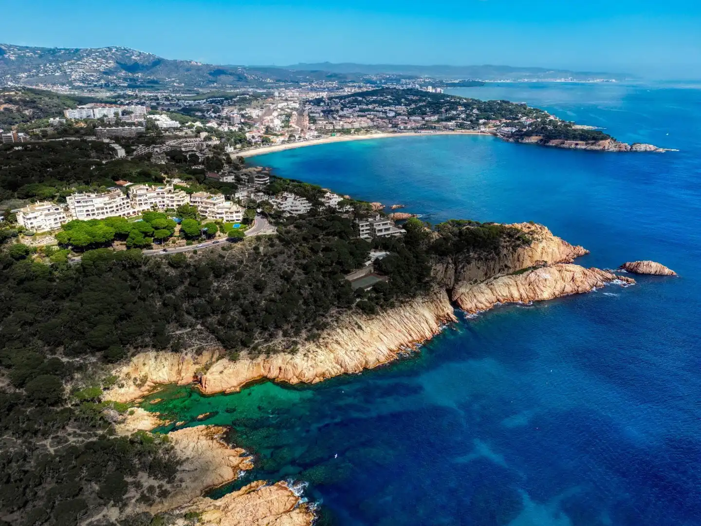Vista exterior de Pis en venda en Sant Feliu de Guíxols amb Aire condicionat, Calefacció i Balcó