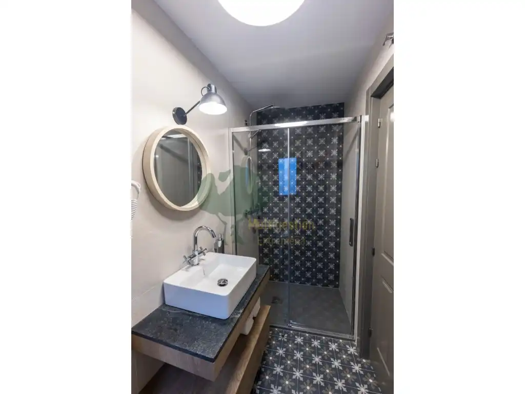 Bathroom of Apartments for rent in Cáceres  with Air Conditioner, Furnished and Oven