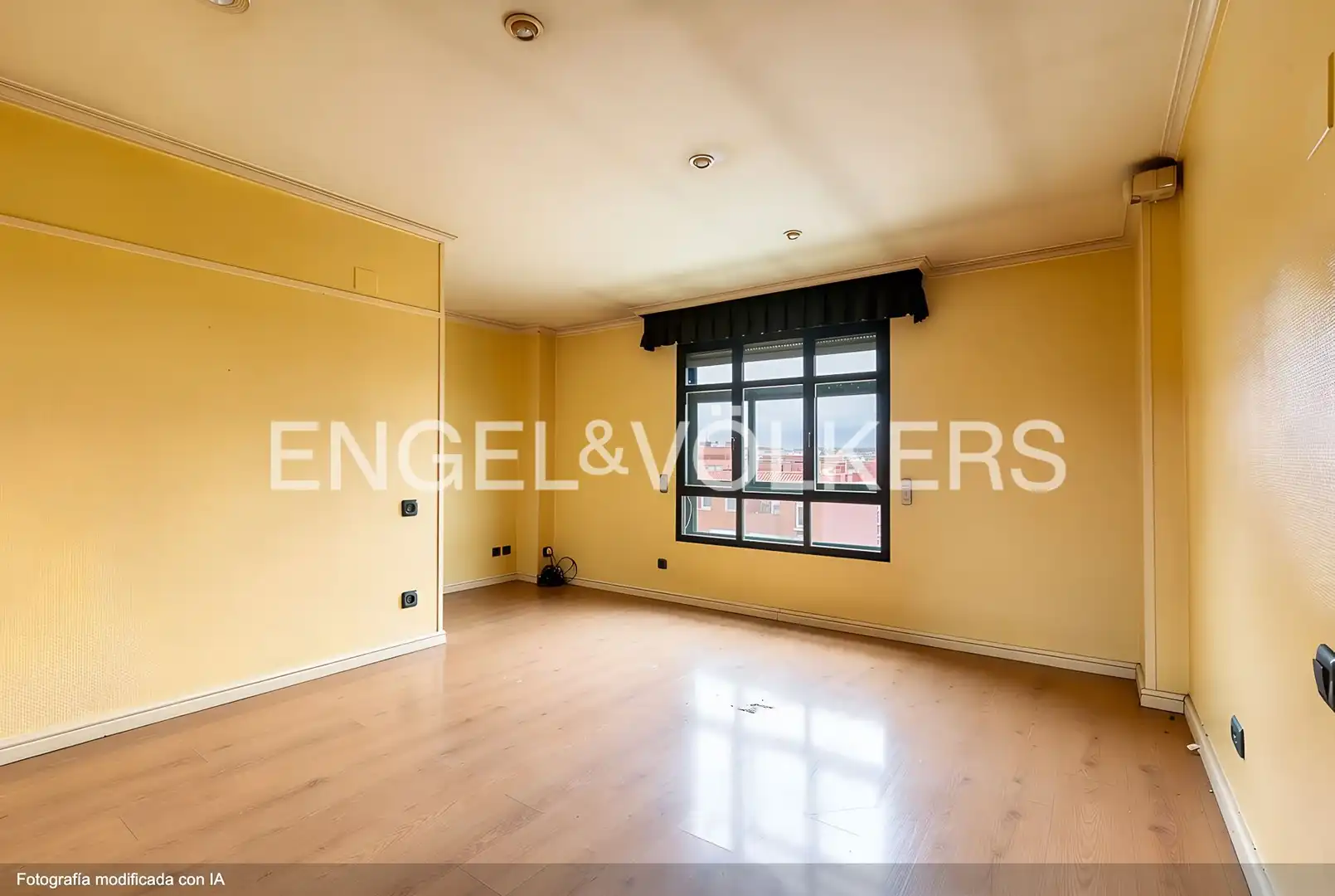 Sala de estar de Piso en venta en  Madrid Capital con Aire acondicionado, Calefacción y Parquet
