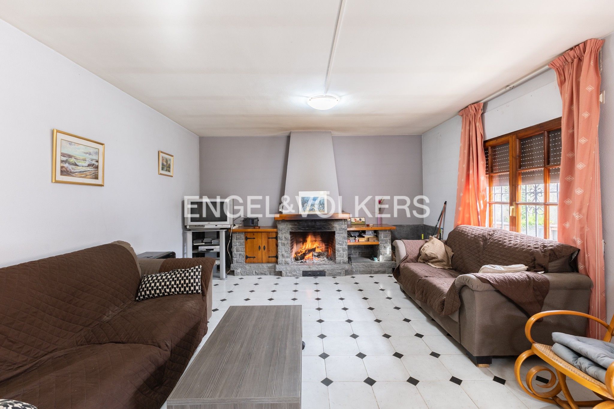 Sala d'estar de Casa o xalet en venda en Maçanet de la Selva amb Calefacció, Jardí privat i Terrassa