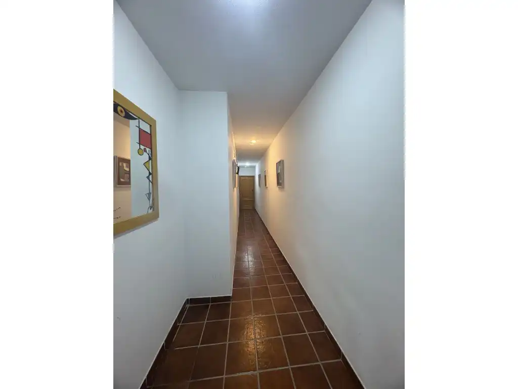 Piso en venta en La Línea de la Concepción con Amueblado