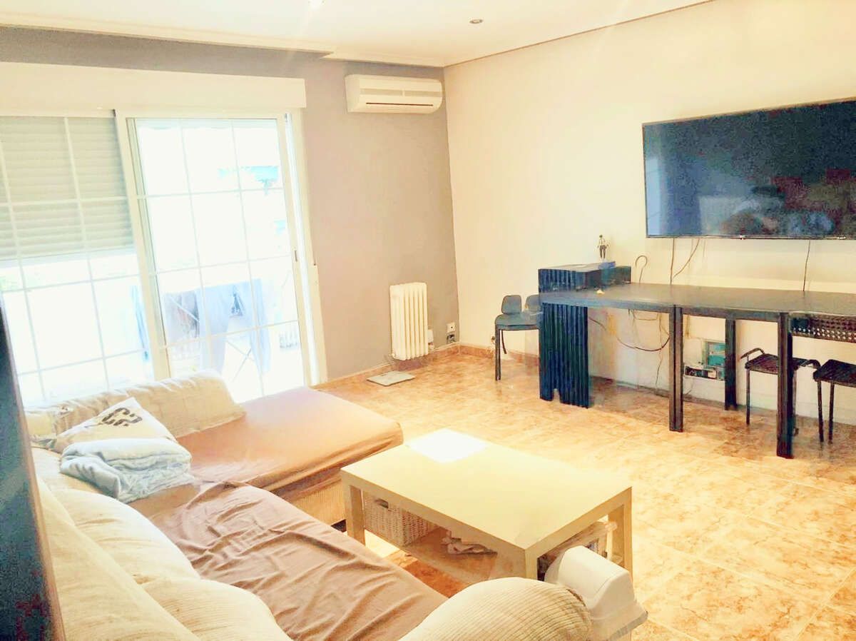 Sala d'estar de Pis en venda en  Madrid Capital amb Aire condicionat, Calefacció i Terrassa